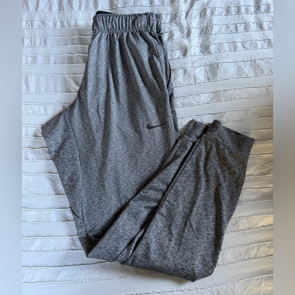 Nike Men's Gray Joggers